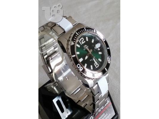 ORIENT SUBMARINER STYLE SCUBA DIVER 200M DARK GREEN DIAL WATCH PLUS FREE BAND
